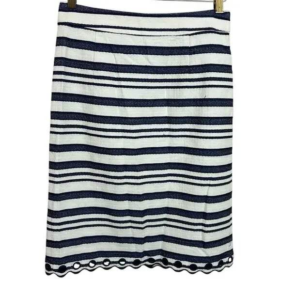 DE COLLECTION Striped Blue White Pencil Skirt Sz Medium Nautical Scalloped Hem - Picture 2 of 7